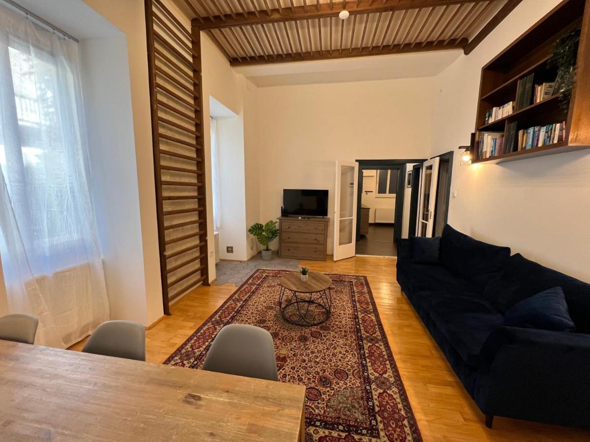 Azure King Residence In The Heart Of Budapest Luaran gambar
